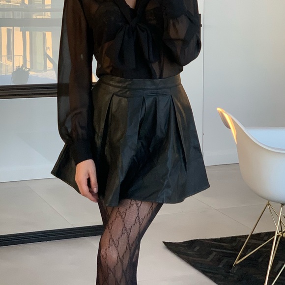 MINKPINK PLEATHER SKIRT - Picture 5 of 10